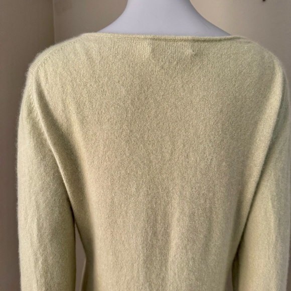 CHARTER CLUB 100% Cashmere V-Neck Sweater Celery Green Size Medium - Picture 7 of 11